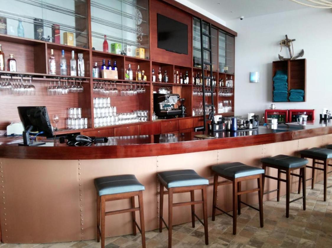 Apartamento Departamento En Edificio Poseidon Manta